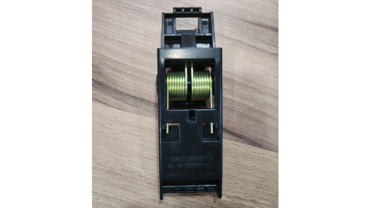 JC61-04441A HOLDER LINK LOWER